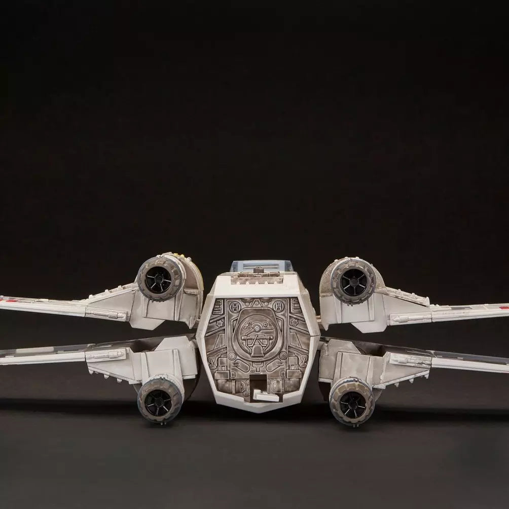 Star Wars: The Vintage Collection - Luke Skywalker’s (Red 5) X-Wing Fighter Vehicle (E6137)