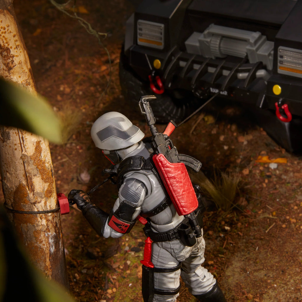 G.I. Joe Classified Series #120 - Cobra Night Attack 4-WD Stinger & Driver (F9231)