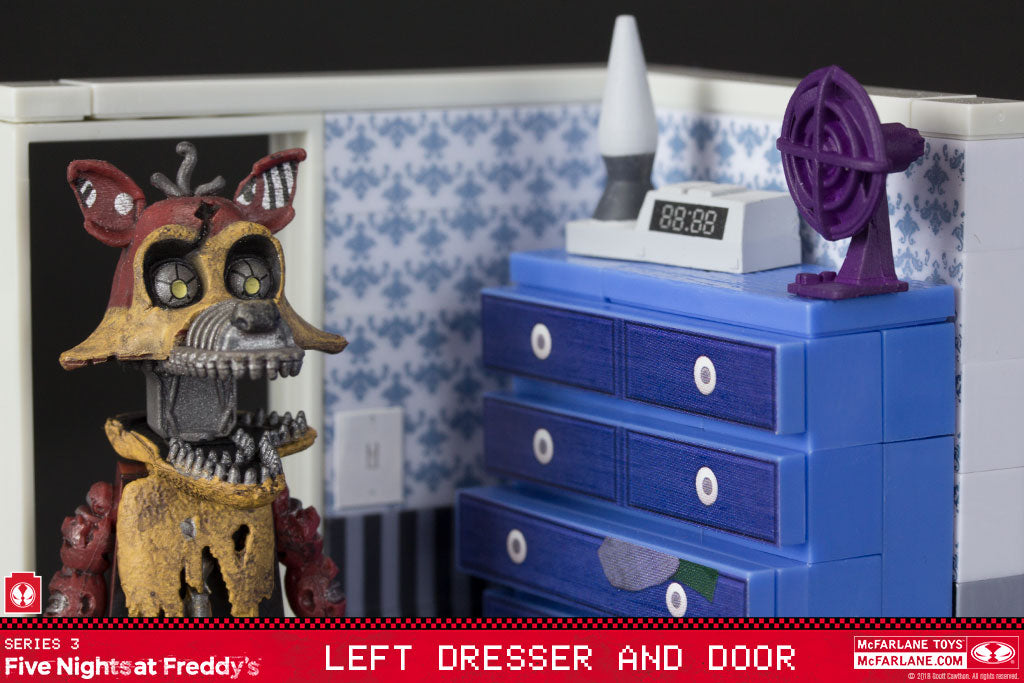McFarlane Toys - Five Nights at Freddy\'s - Left Dresser and Door Building Toy (12821)