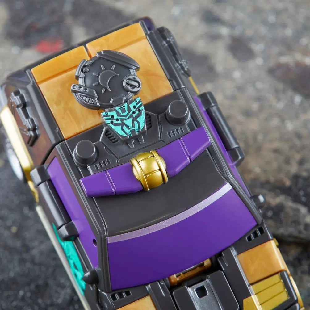 Transformers: Legacy United - Deluxe Class Star Raider Cannonball Exclusive Action Figure (G0231) LOW STOCK