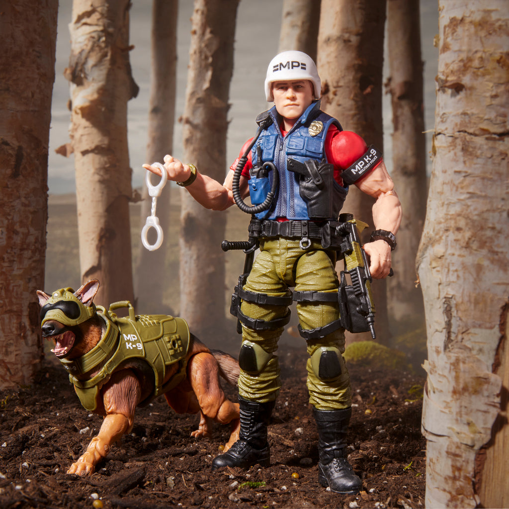 [PRE-ORDER] G.I. Joe Classified Series #157, Christopher Law Lavigne & Order Action Figure & Dog (G0849)