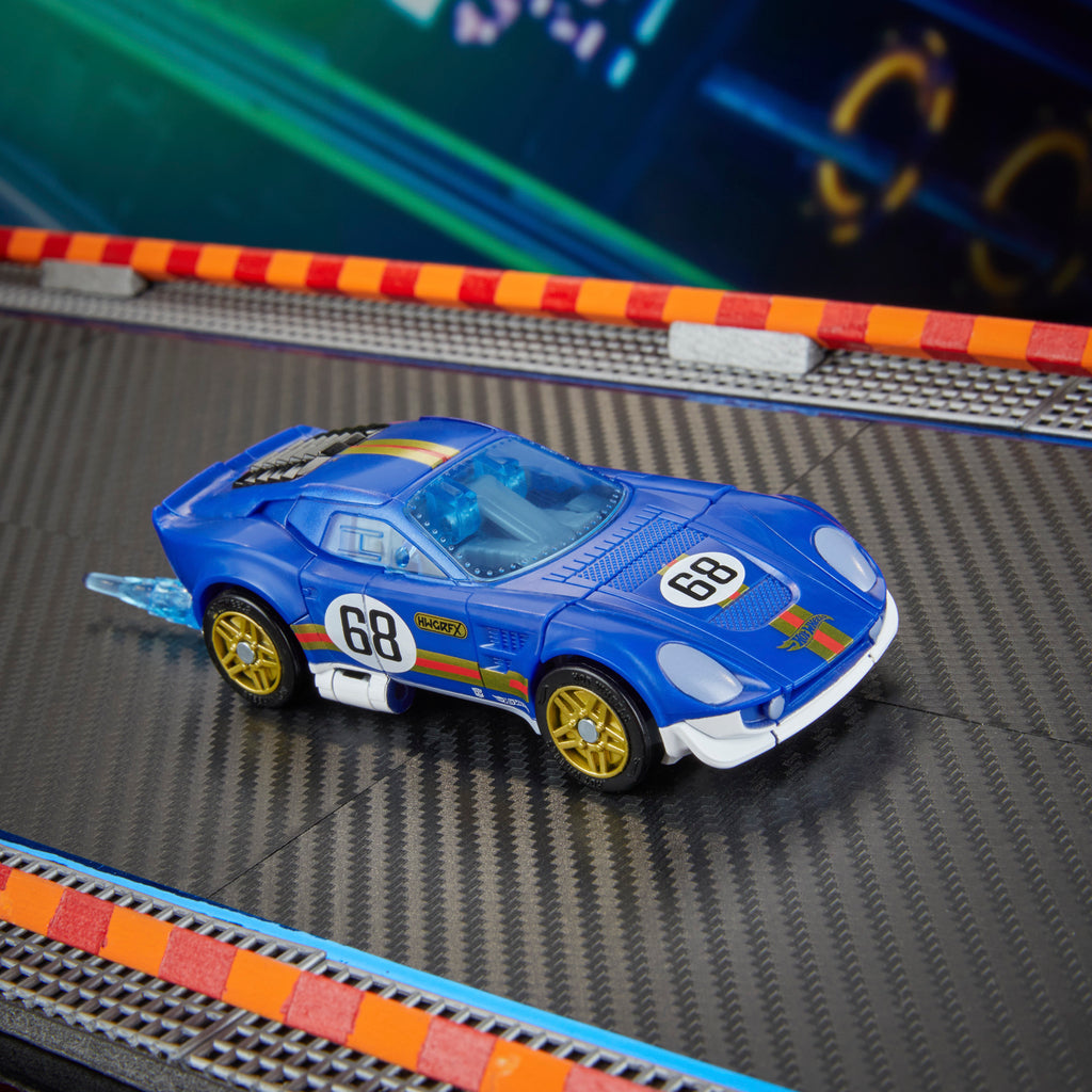 [PRE-ORDER] Transformers x Hot Wheels - Deluxe Class El Segundo Coupe Action Figure (G2221)