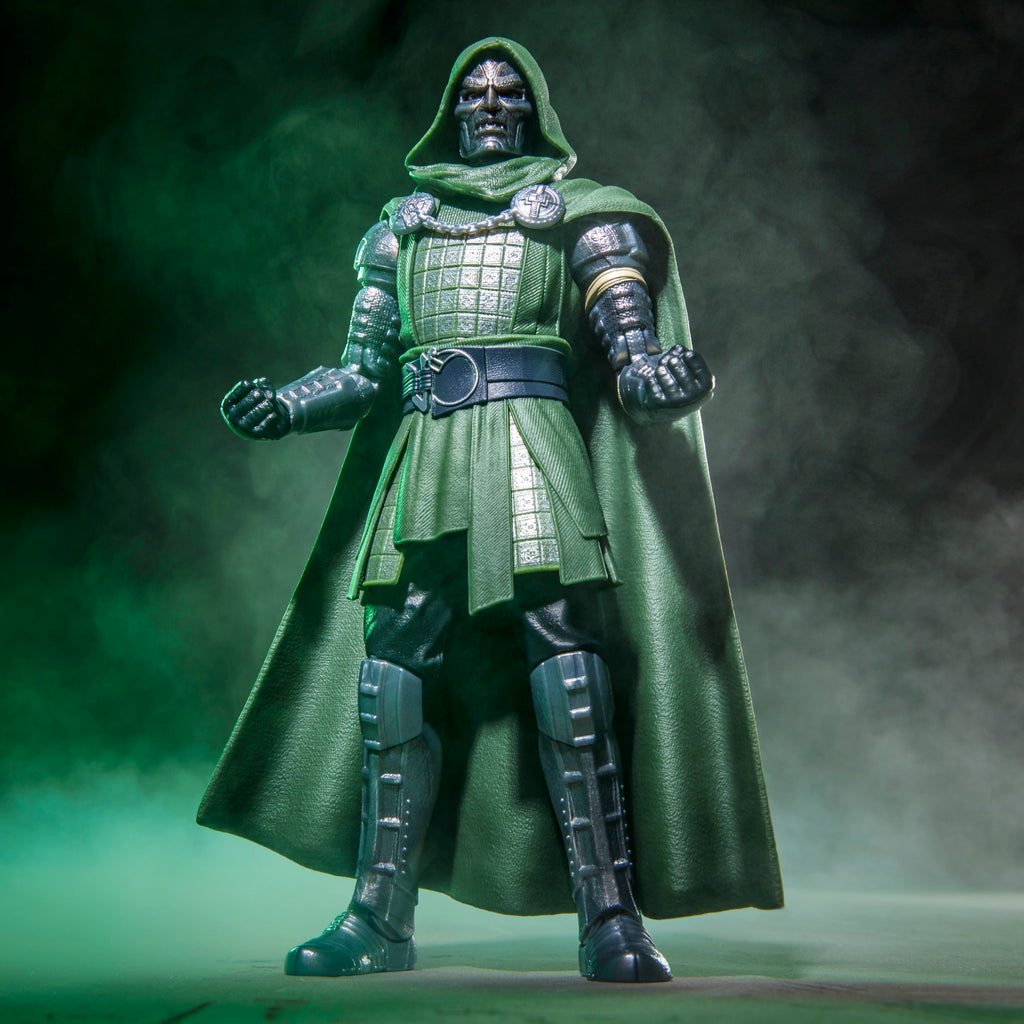 Marvel Legends Series - Avengers: Doomsday - Doctor Doom Action Figure (G2372)