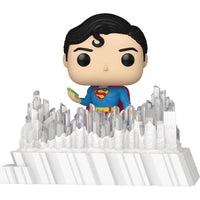 Funko Pop! Deluxe #537 - Superman: The Movie (1978) - Fortress of Solitude Deluxe Vinyl Figure 80762