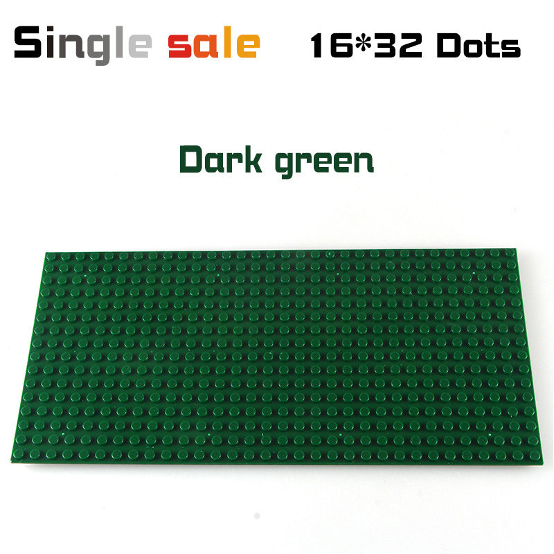 Base Plate 32 x 16 (LEGO Compatible)