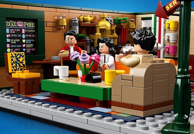 LEGO Ideas 027 - Central Perk (21319) Building Toy LOW STOCK