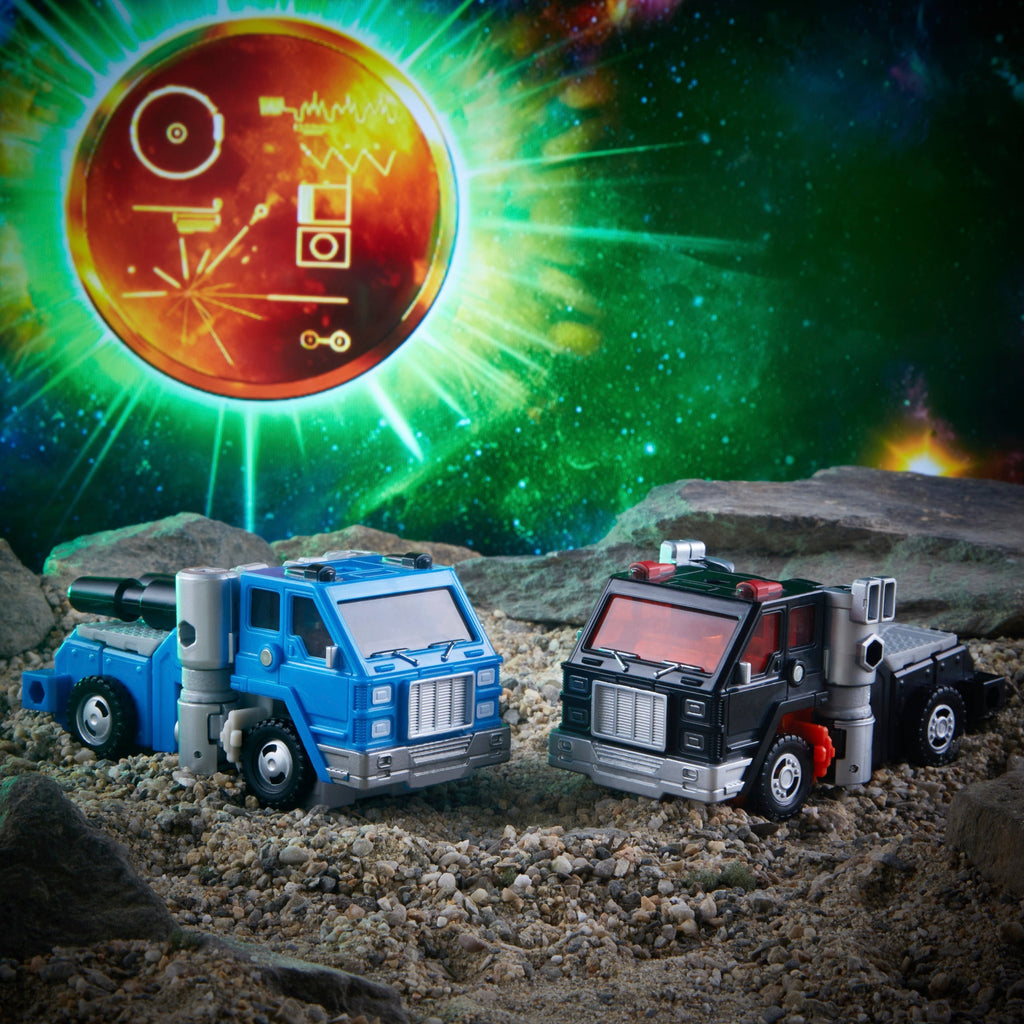 Transformers - War for Cybertron: Golden Disk Collection (Chapter 1) Autobot Road Ranger and Autobot Puffer (F2820)
