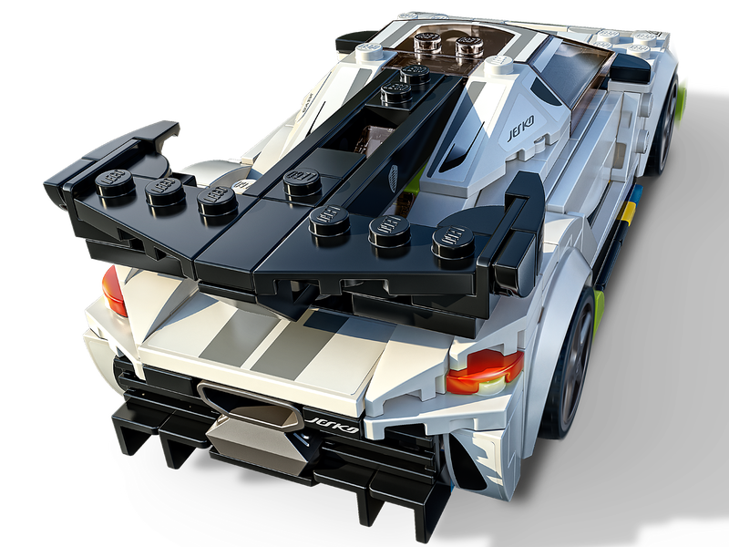 LEGO Speed Champions - Koenigsegg Jasko (76900) RETIRED Building LEGO Speed Champions - Koenigsegg Jasko (76900) RETIRED Building