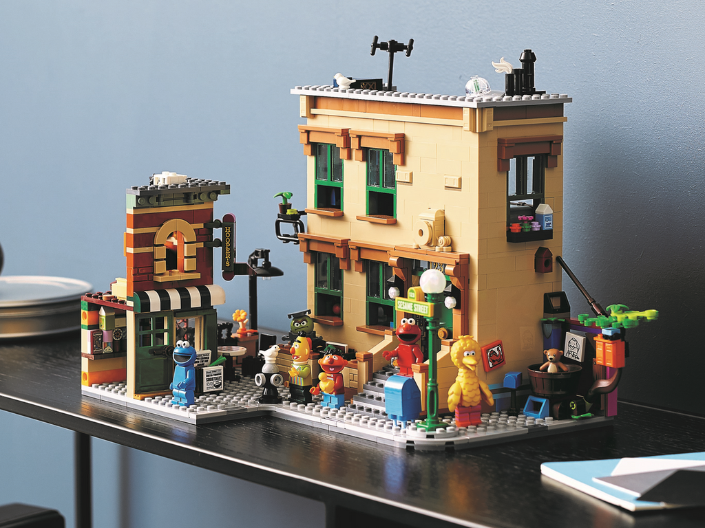 LEGO Ideas #032 - Sesame Street Building Toy LAST – Toynado
